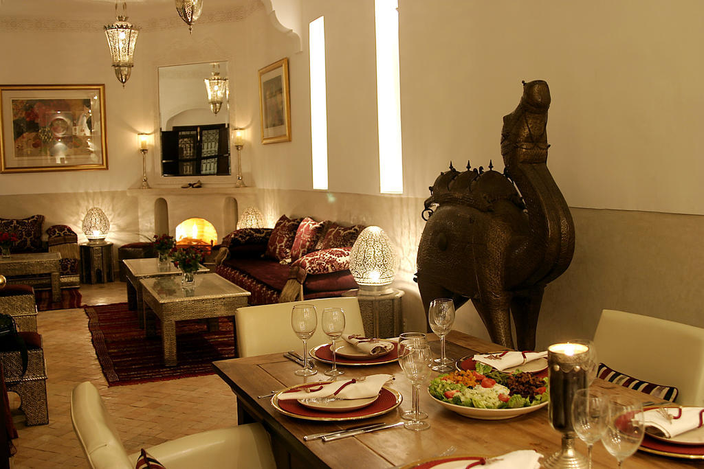 Riad Assakina Hotel มาร์ราเกช ภายนอก รูปภาพ